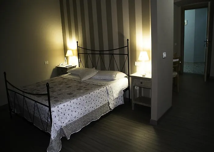 Bed & Breakfast Antico Portale 4*